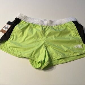 NWT The North Face Shorts Women's XL Hydrenaline Windwall 🔥🔥 (V)